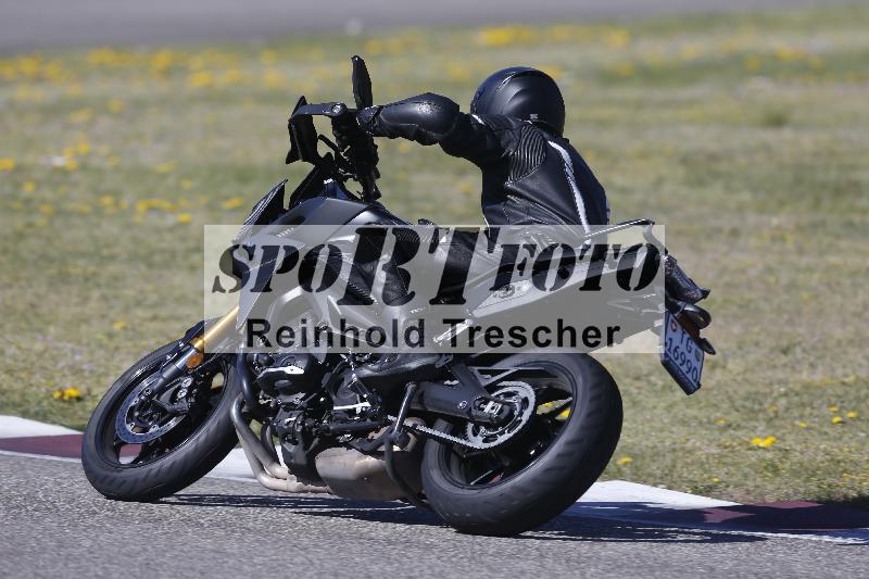 /05 07.04.2026 Cornu Master School ADR/Gruppe gruen/backside